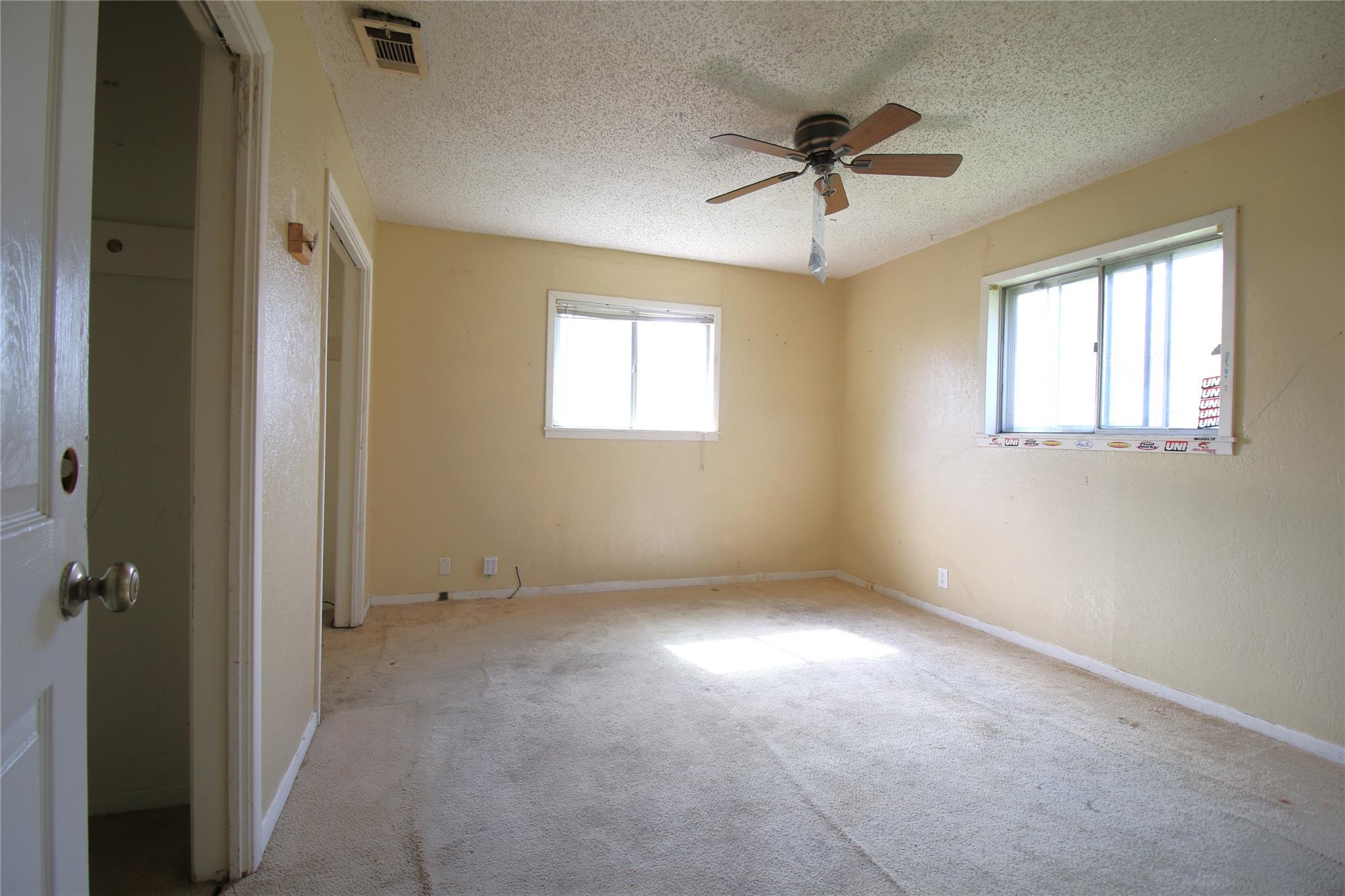 2810 Inwood Rd Property Photo 19