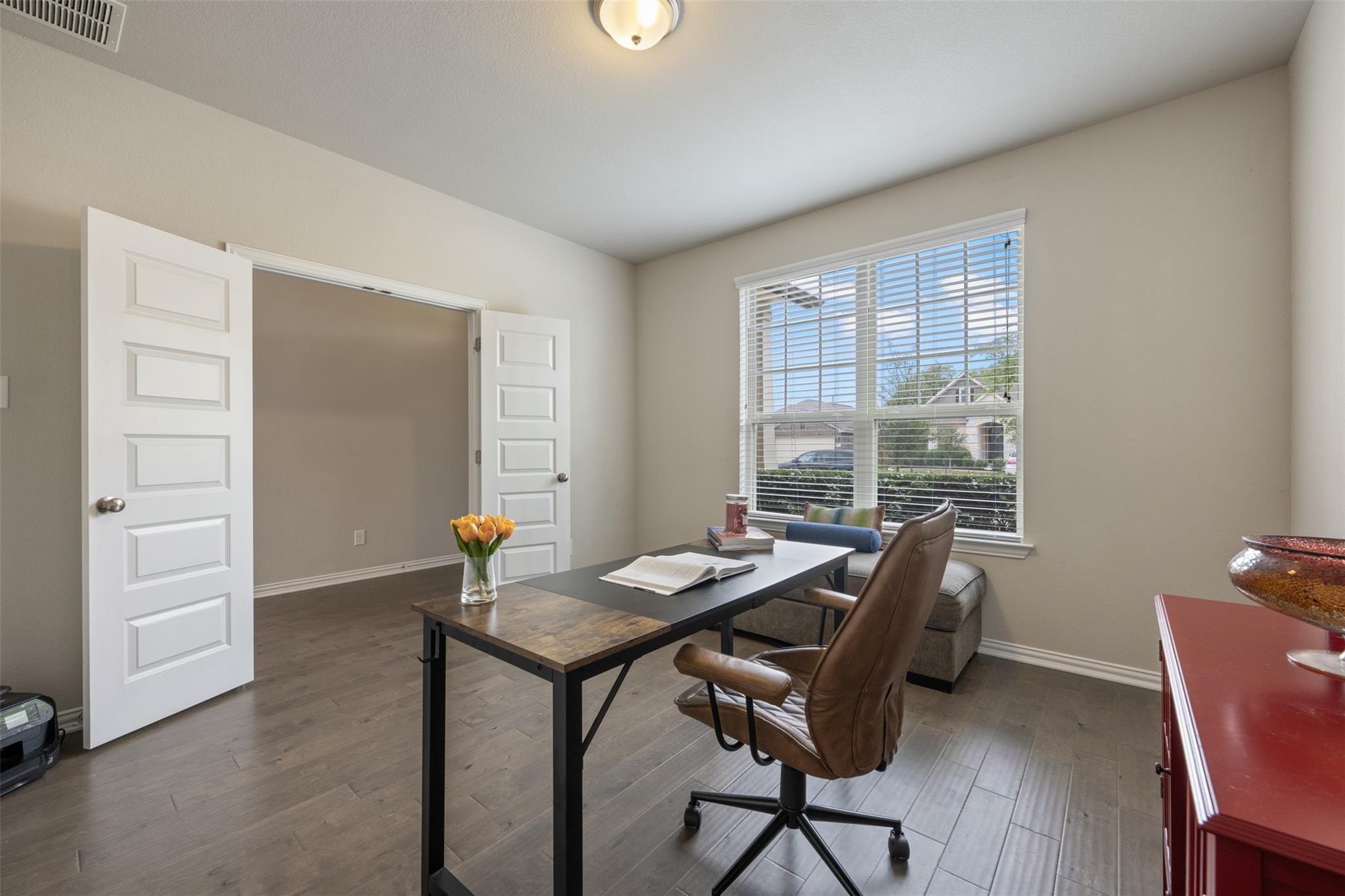 2208 Bonavista Way Property Photo 6
