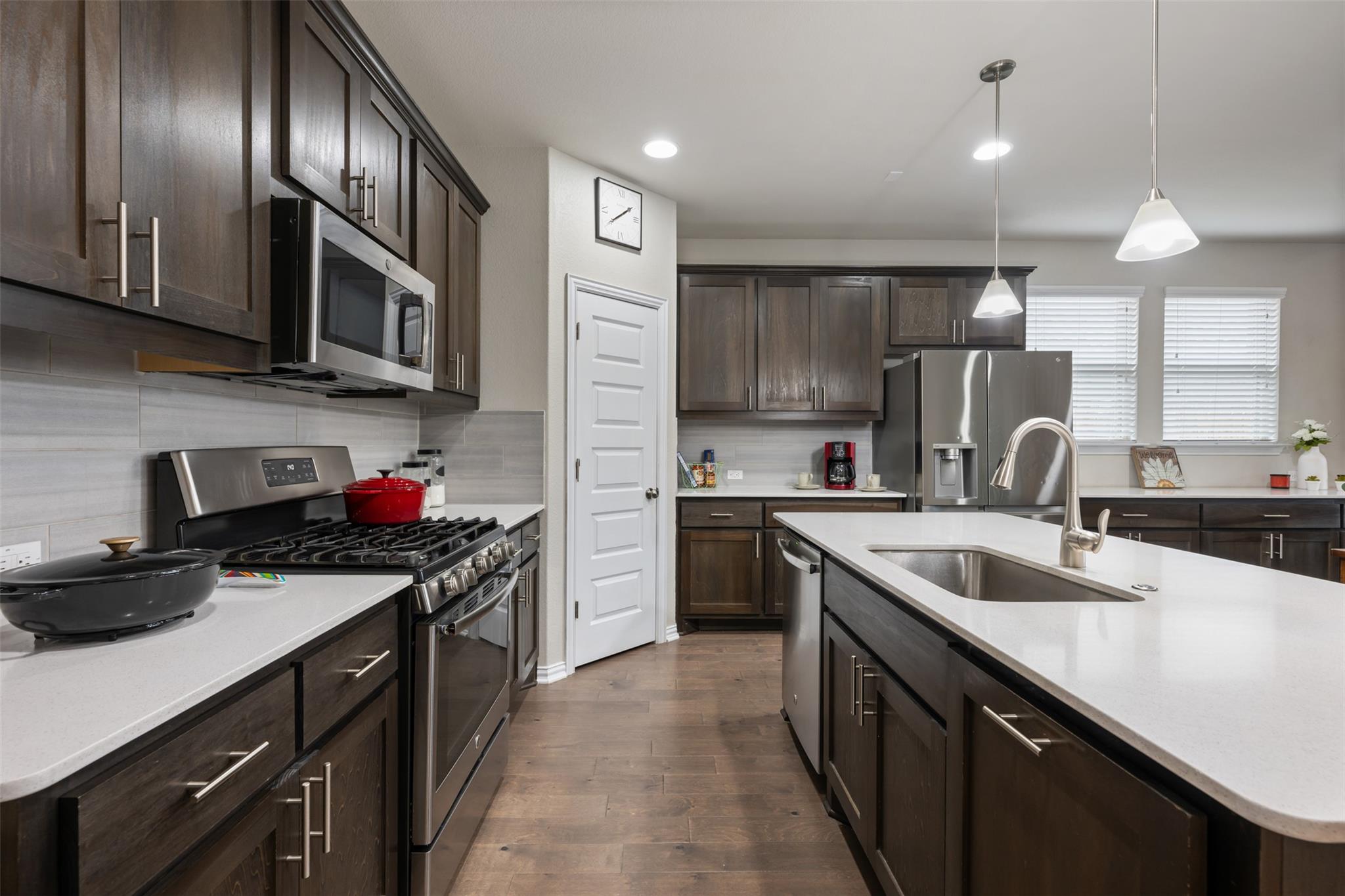 2208 Bonavista Way Property Photo 16