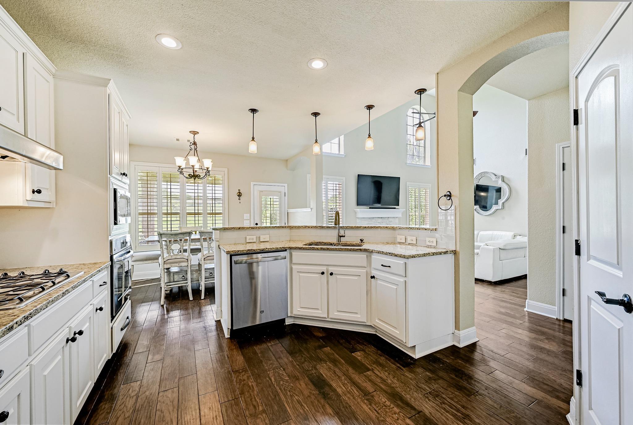 2408 Amen Corner Rd Property Photo 15