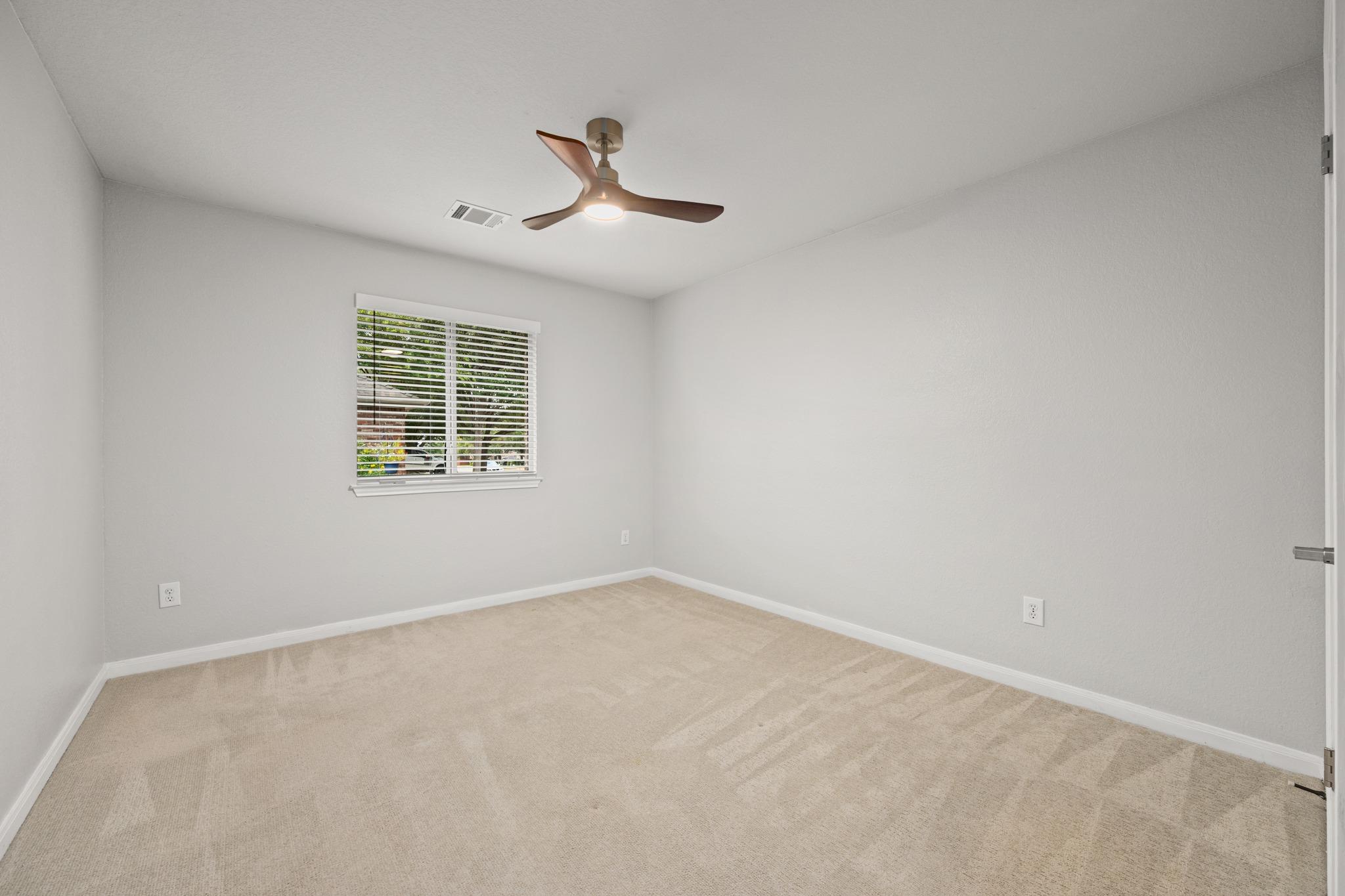 2402 Powderham Ln Property Photo 22