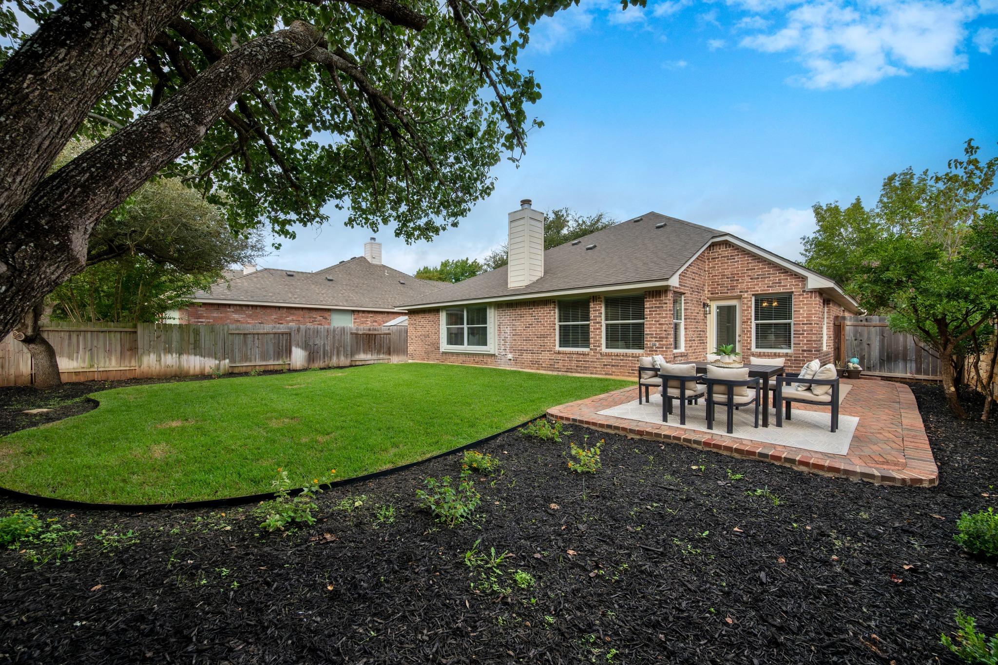 2402 Powderham Ln Property Photo 28