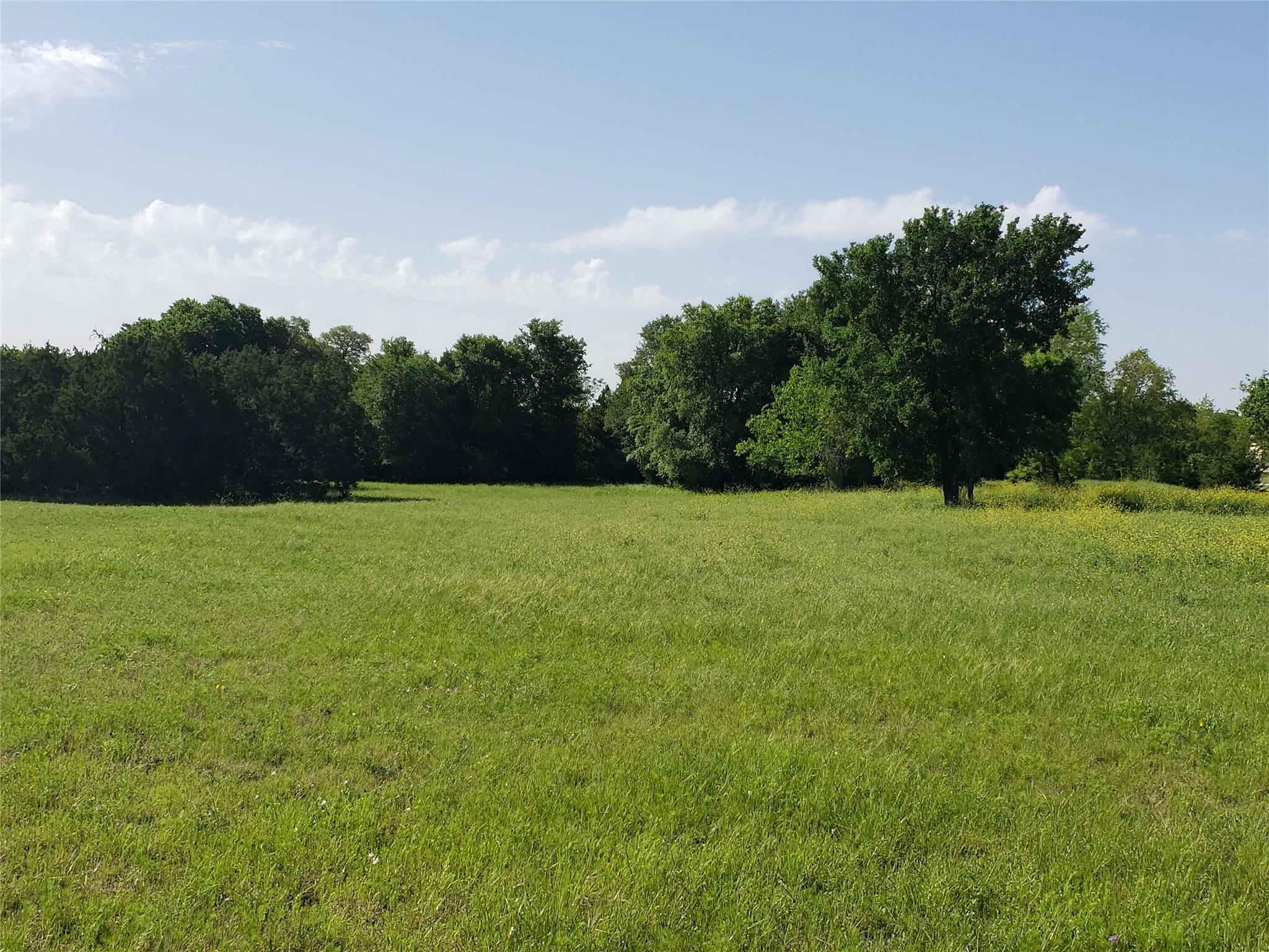 200 Christine Ln Property Photo