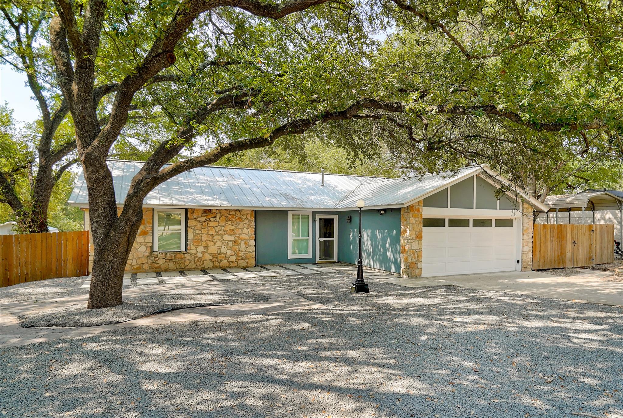 12601 Mixson DR Property Photo 1