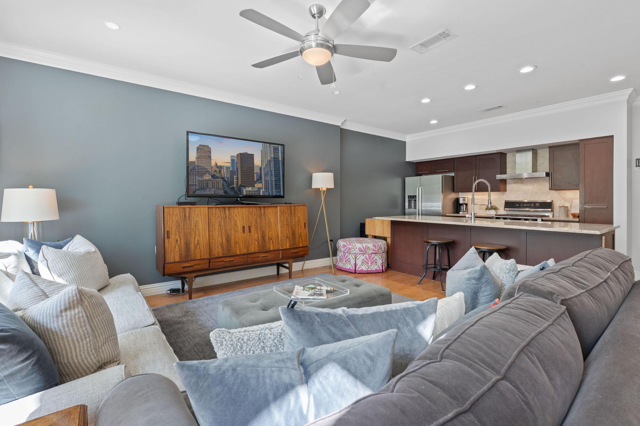 1600 Barton Springs Rd #2108 Property Photo 1