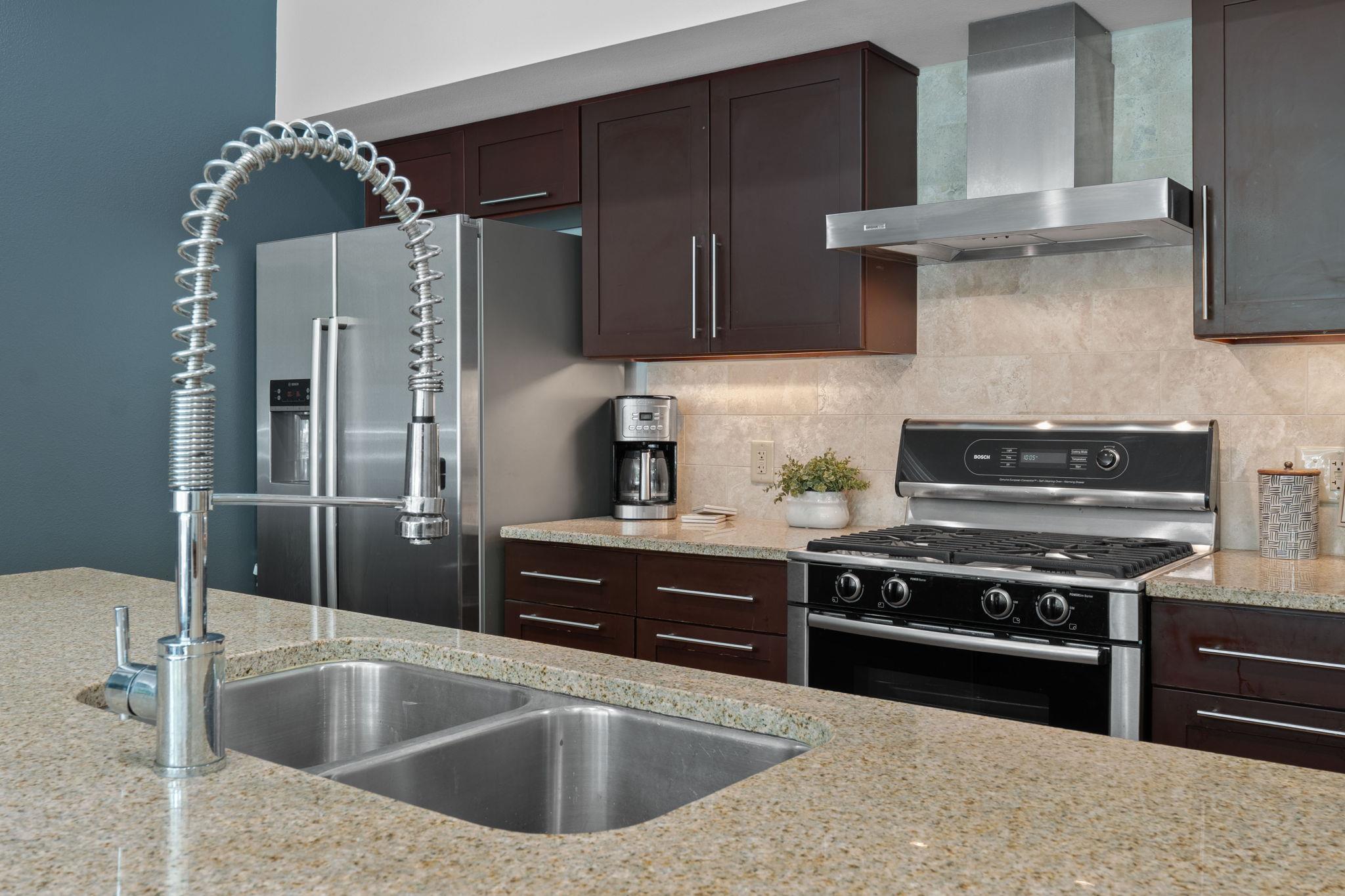 1600 Barton Springs Rd #2108 Property Photo 11