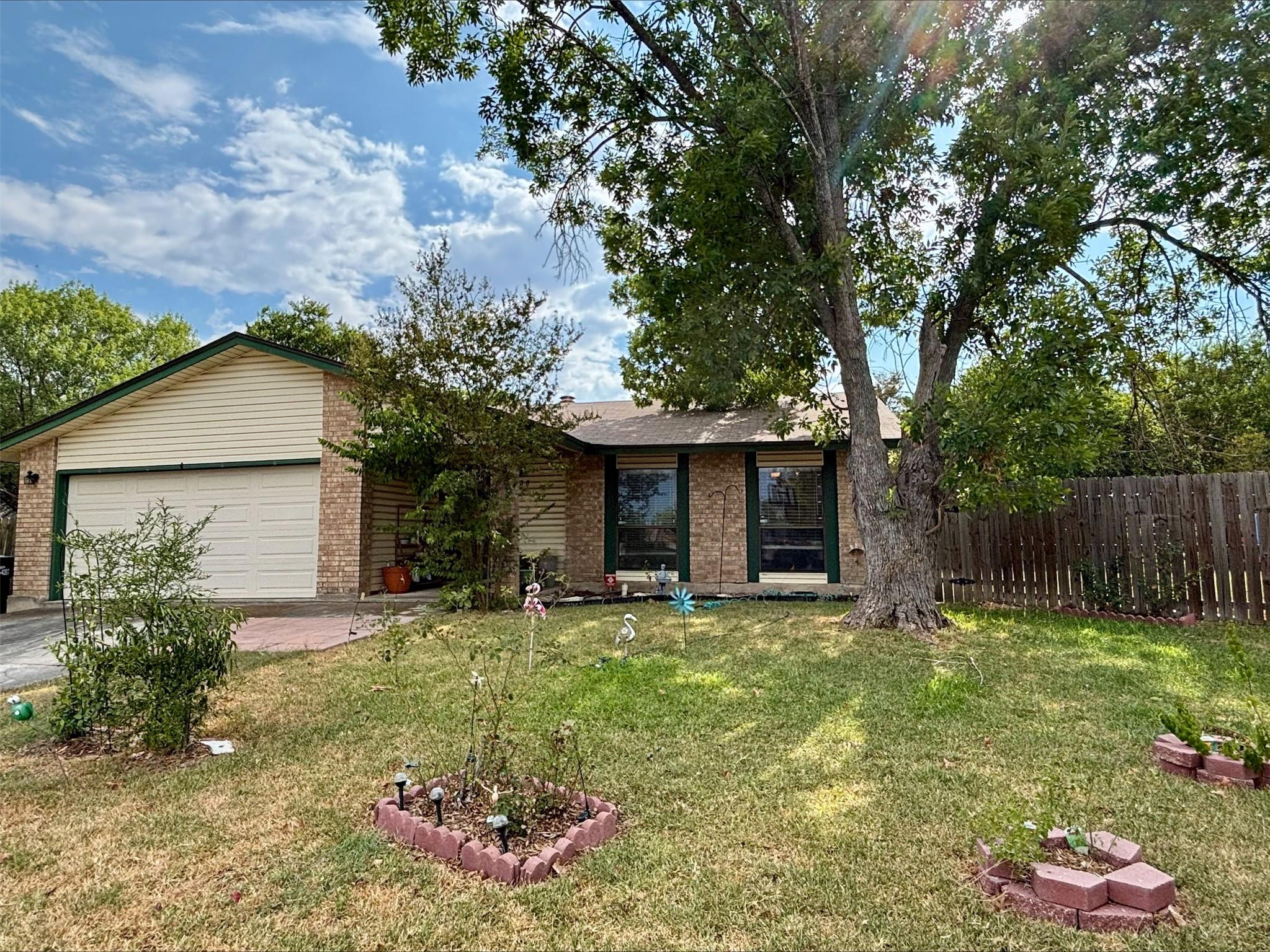 7500 Branding Trl Property Photo 1