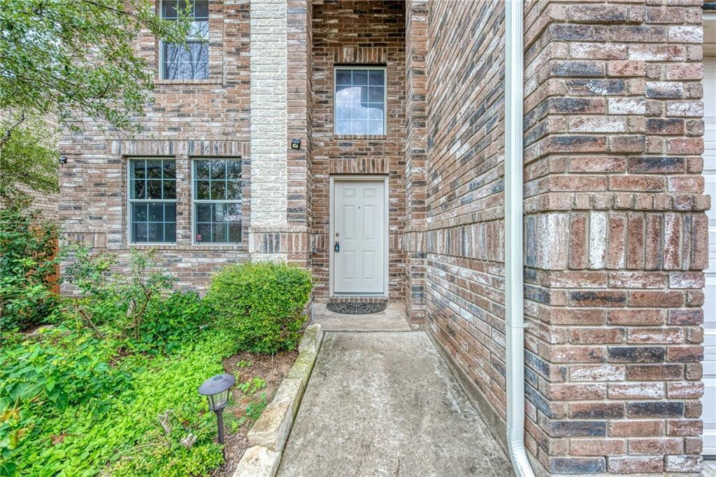604 Spanish Oak Ter Property Photo 3