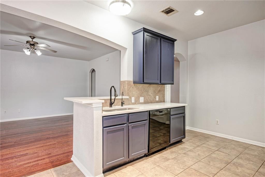 604 Spanish Oak Ter Property Photo 12
