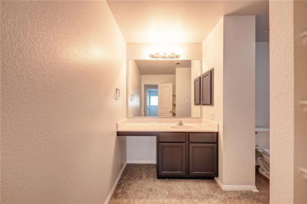 604 Spanish Oak Ter Property Photo 28