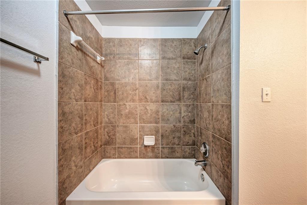 604 Spanish Oak Ter Property Photo 29