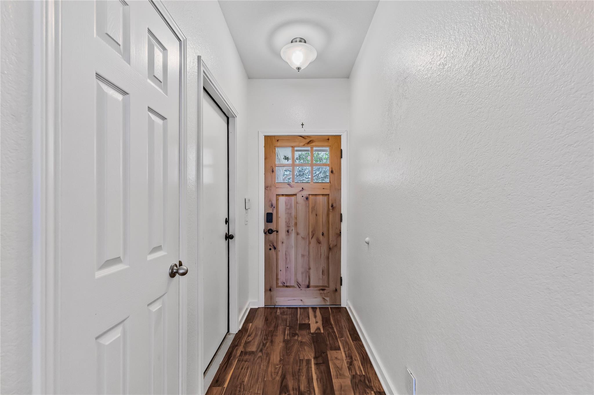 9131 Edwardson Ln Property Photo 4