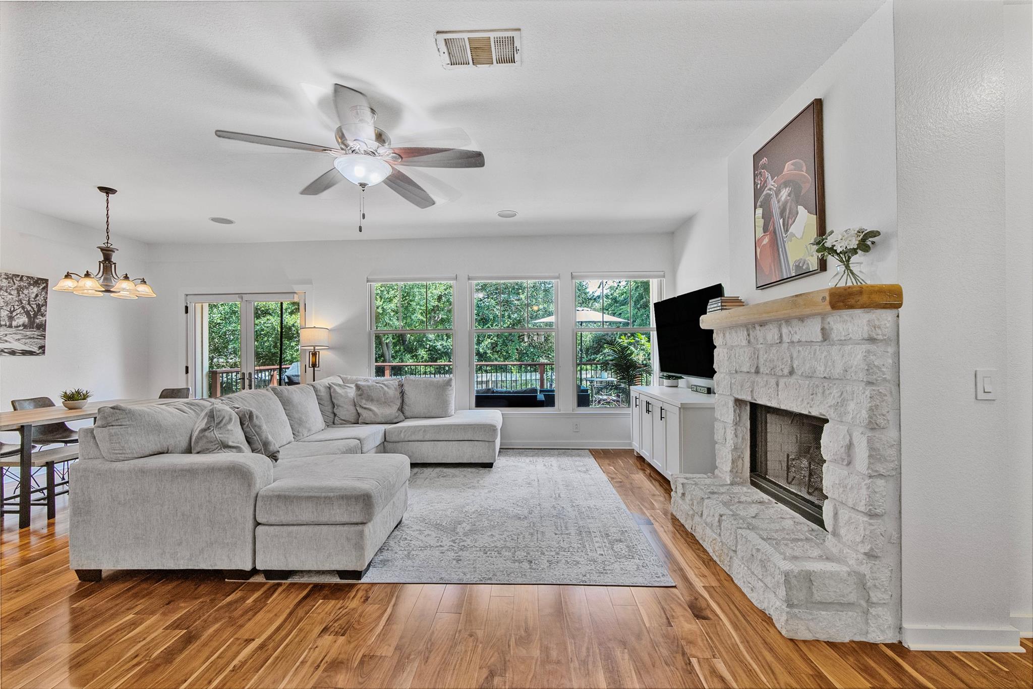 9131 Edwardson Ln Property Photo 13
