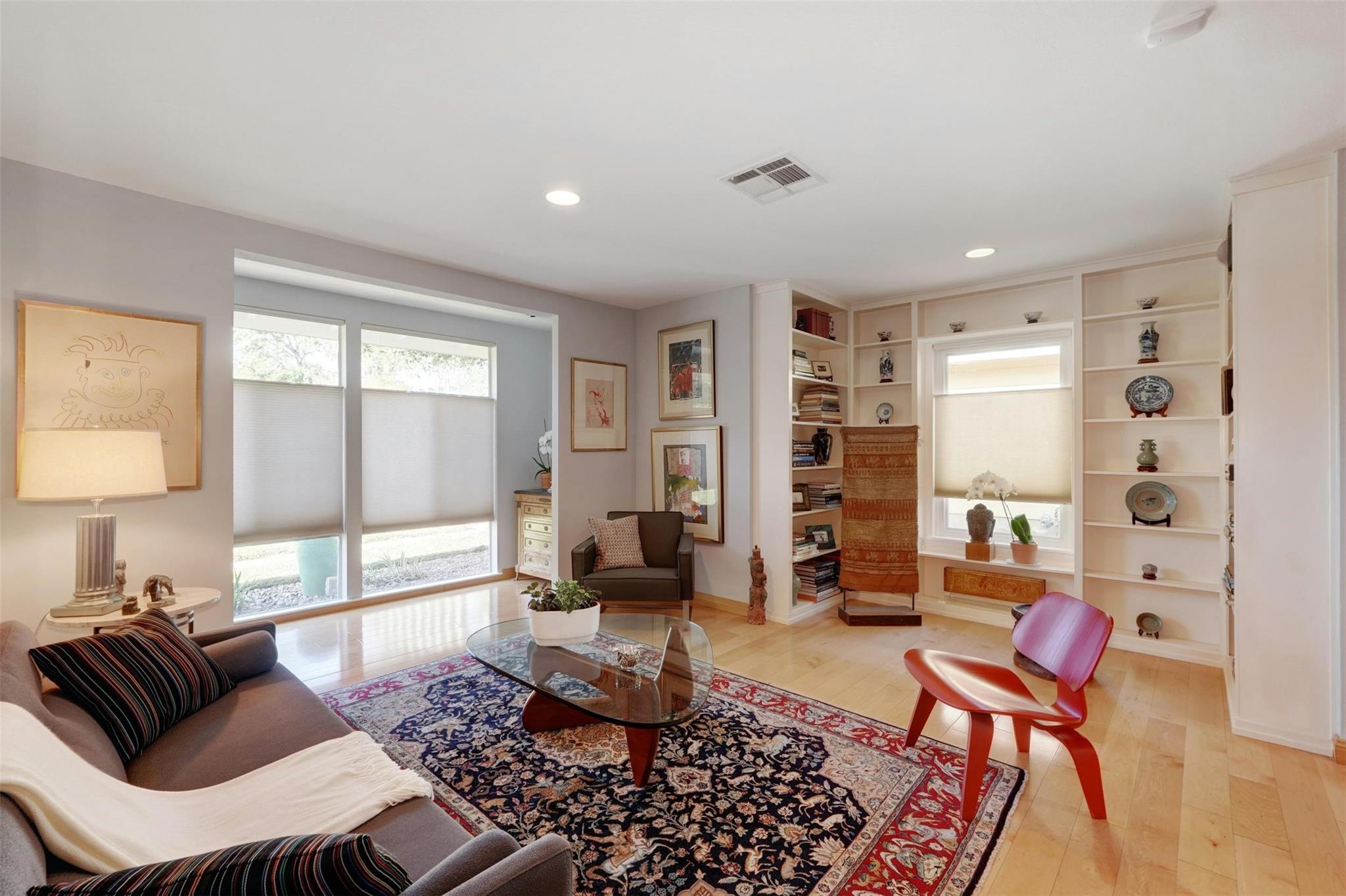 1302 Berkshire Dr Property Photo 7