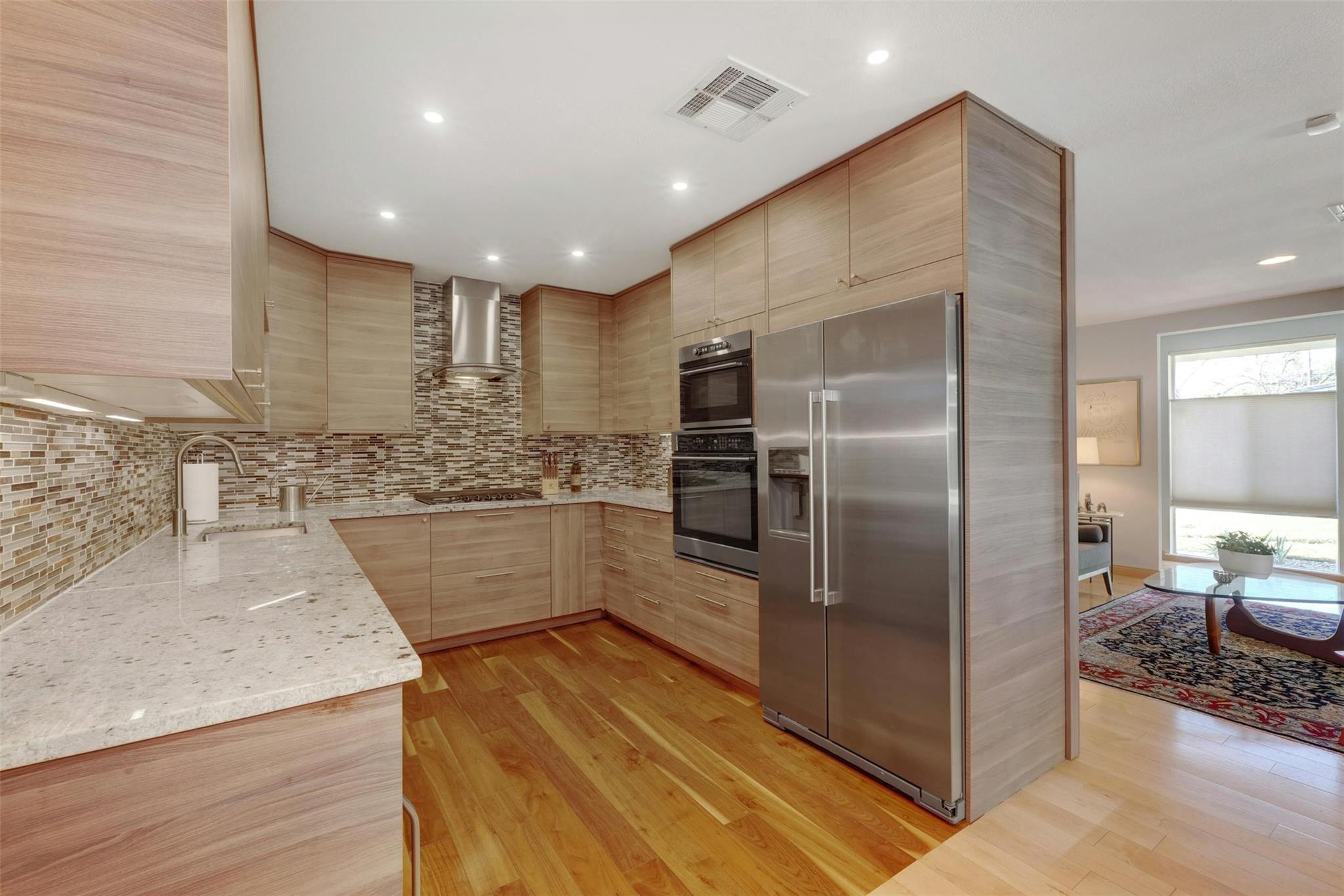 1302 Berkshire Dr Property Photo 12