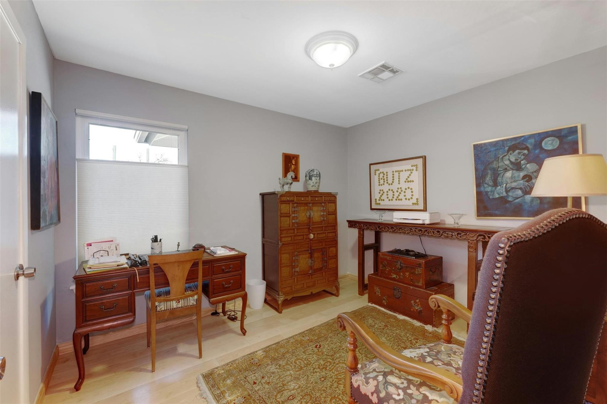 1302 Berkshire Dr Property Photo 23