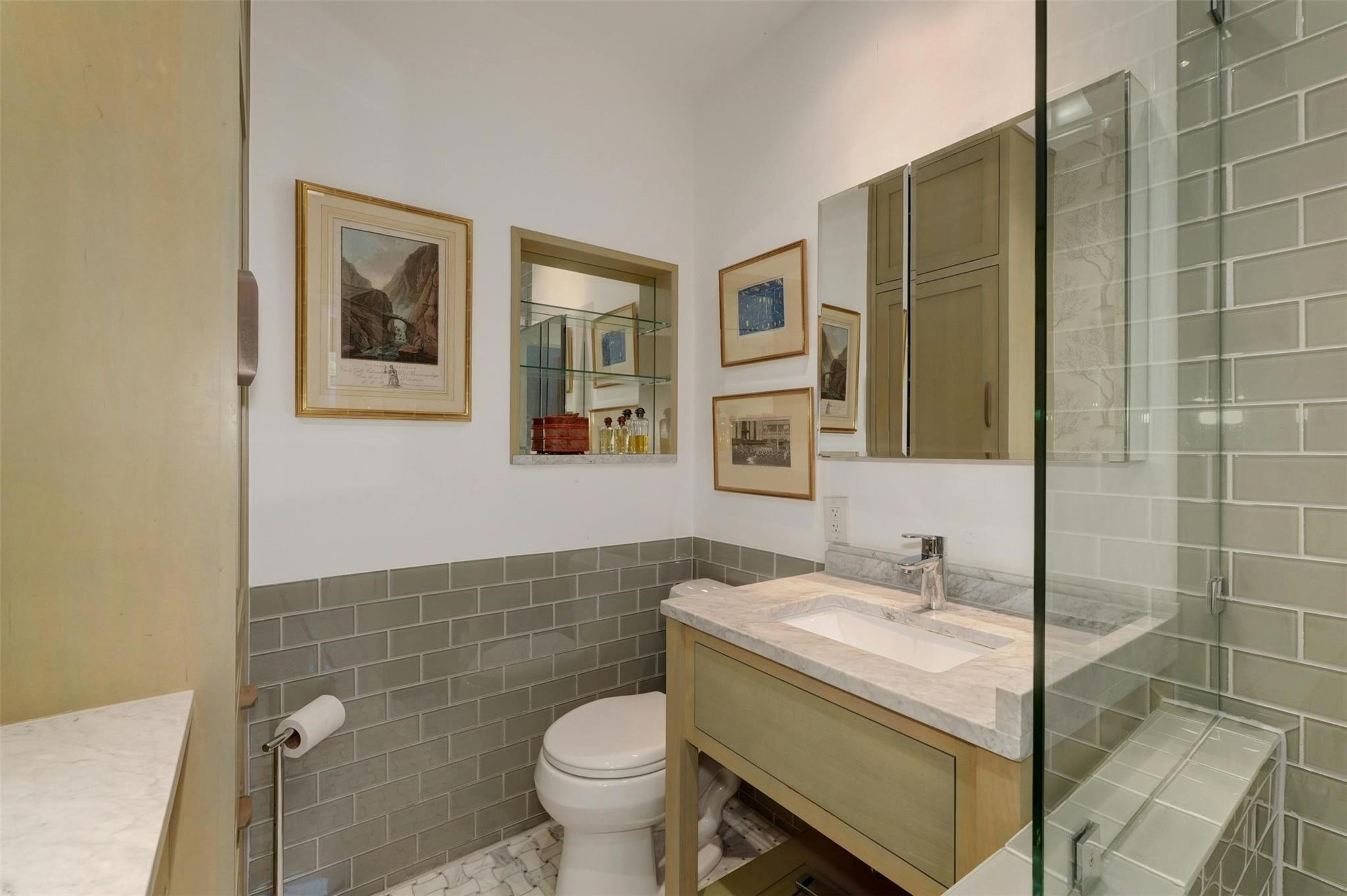 1302 Berkshire Dr Property Photo 24