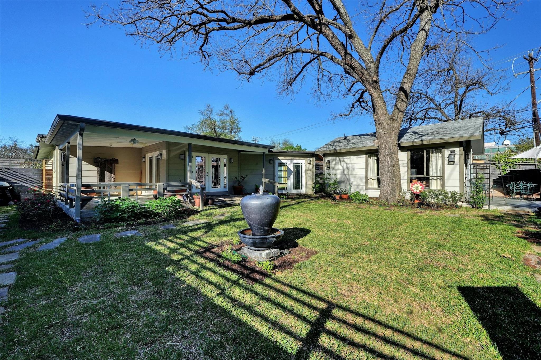 1302 Berkshire Dr Property Photo 26