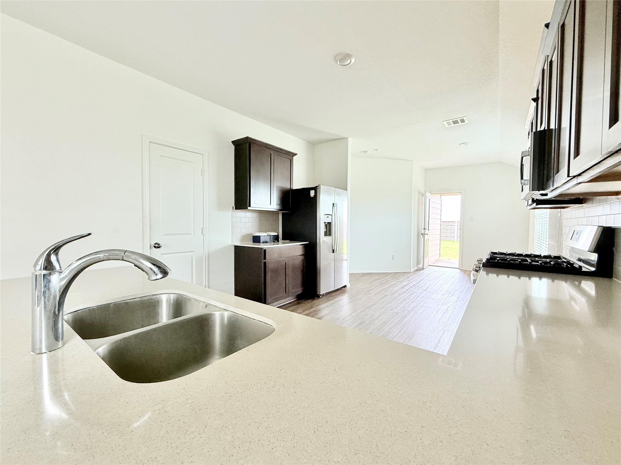 140 Canley Loop Property Photo 7