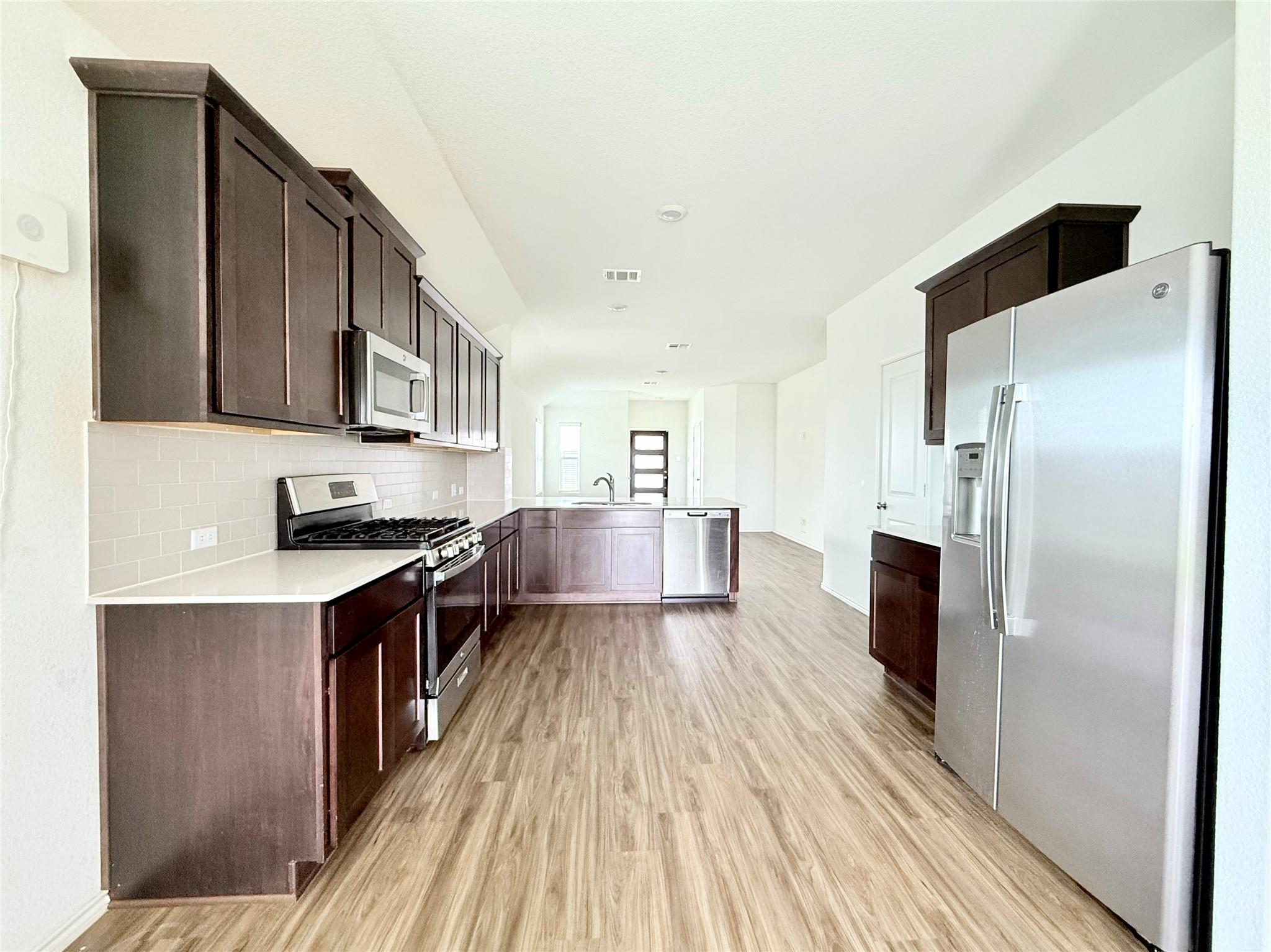 140 Canley Loop Property Photo 8