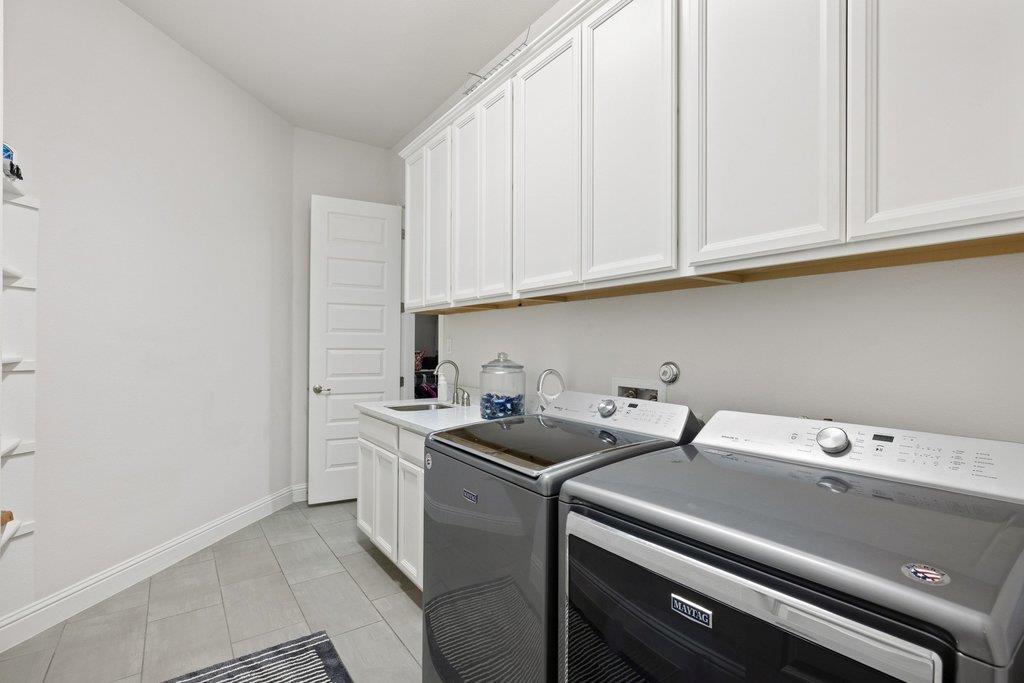 215 Lodestone Ln Property Photo 20