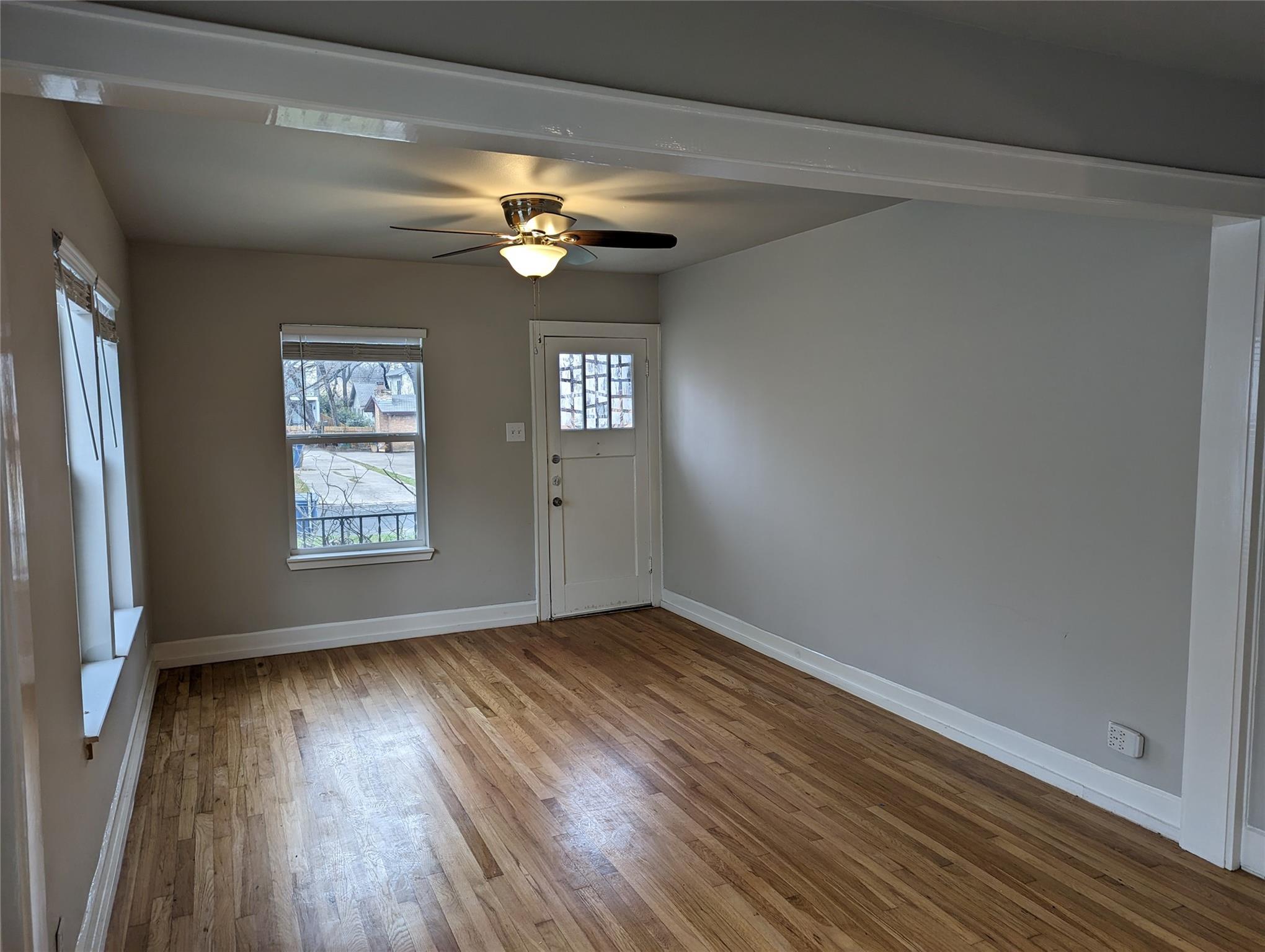 4526 Avenue H Ave Property Photo 6