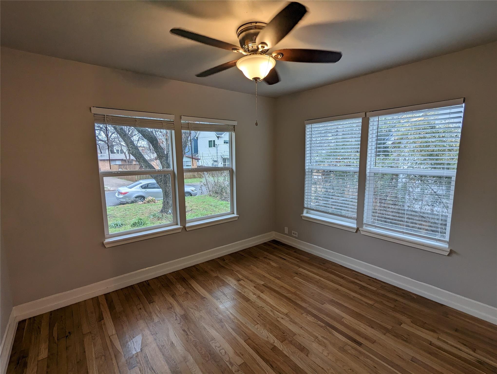 4526 Avenue H Ave Property Photo 19