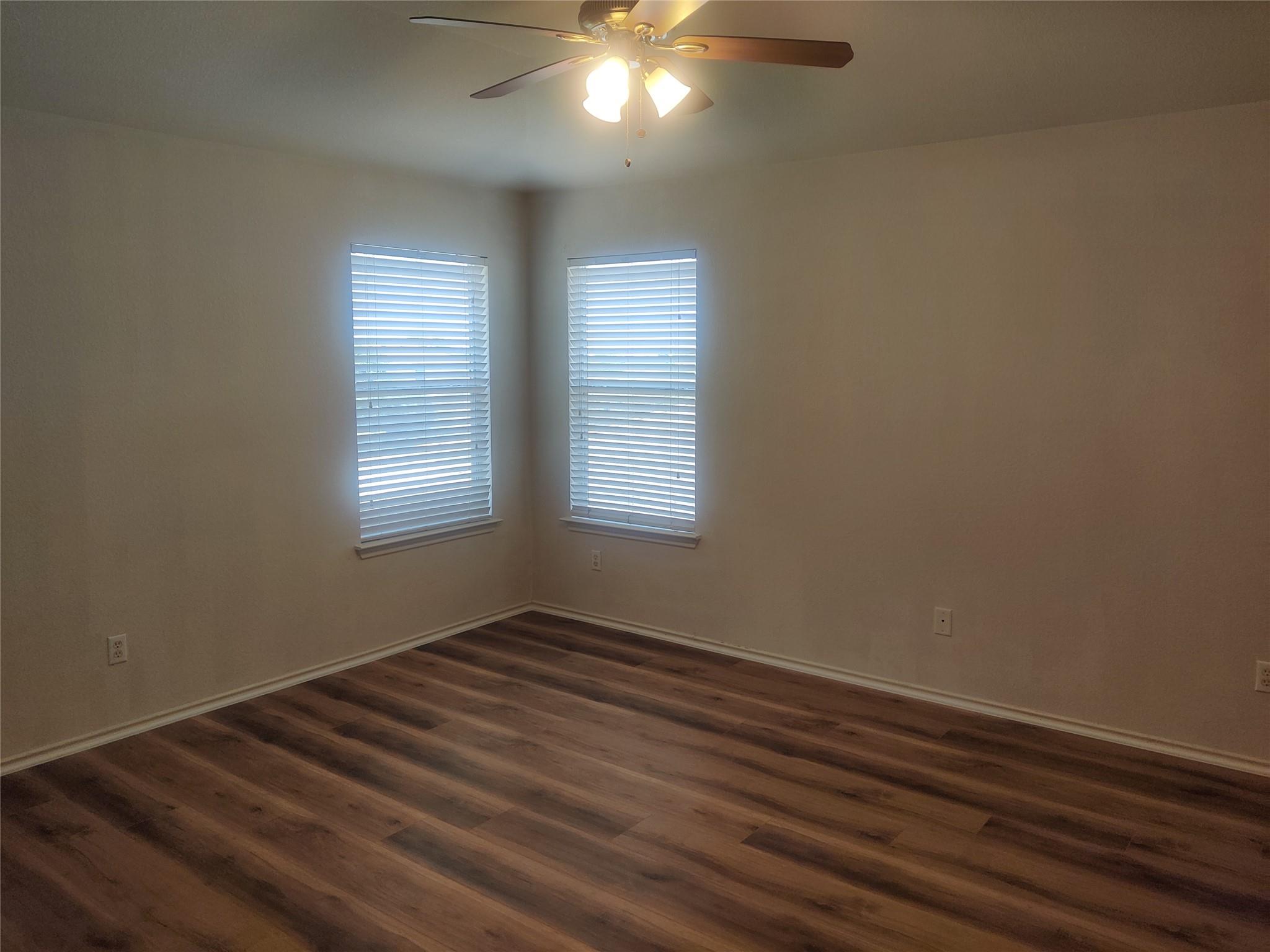 12821 James Madison St Property Photo 11