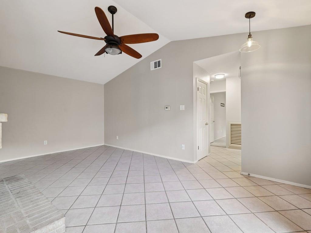 11608 Norwegian Wood Dr Property Photo 7