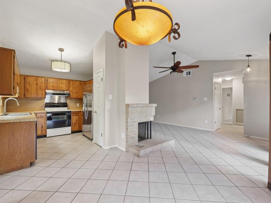 11608 Norwegian Wood Dr Property Photo 12