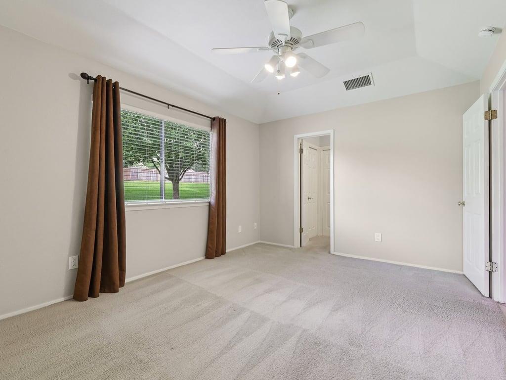 11608 Norwegian Wood Dr Property Photo 21