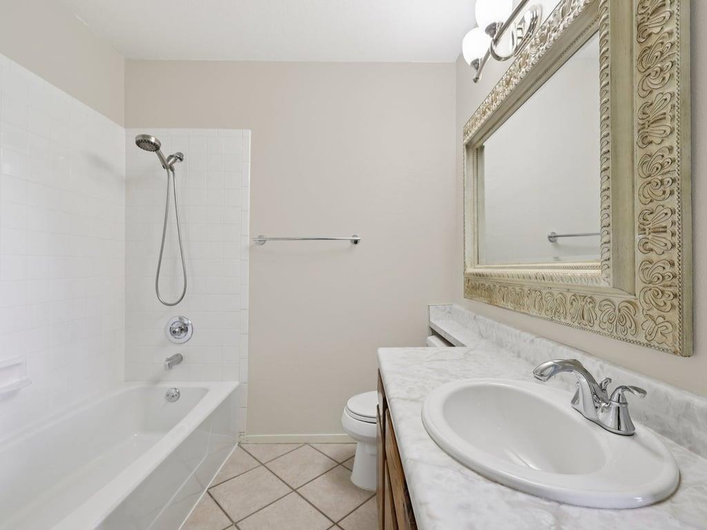 11608 Norwegian Wood Dr Property Photo 24