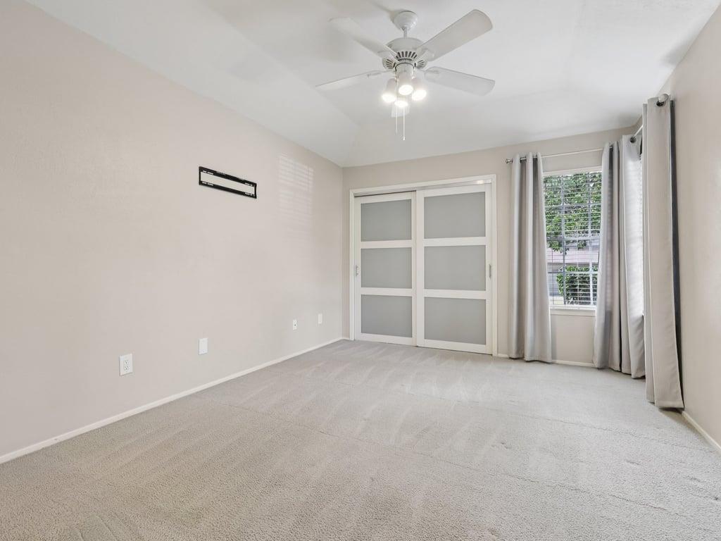 11608 Norwegian Wood Dr Property Photo 29