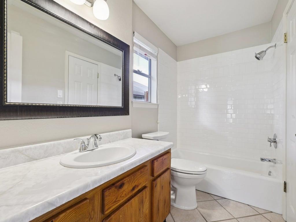 11608 Norwegian Wood Dr Property Photo 31