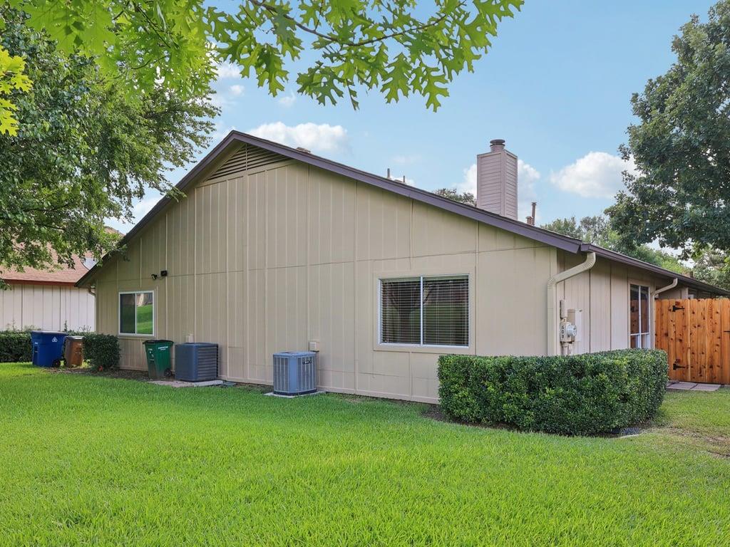 11608 Norwegian Wood Dr Property Photo 34