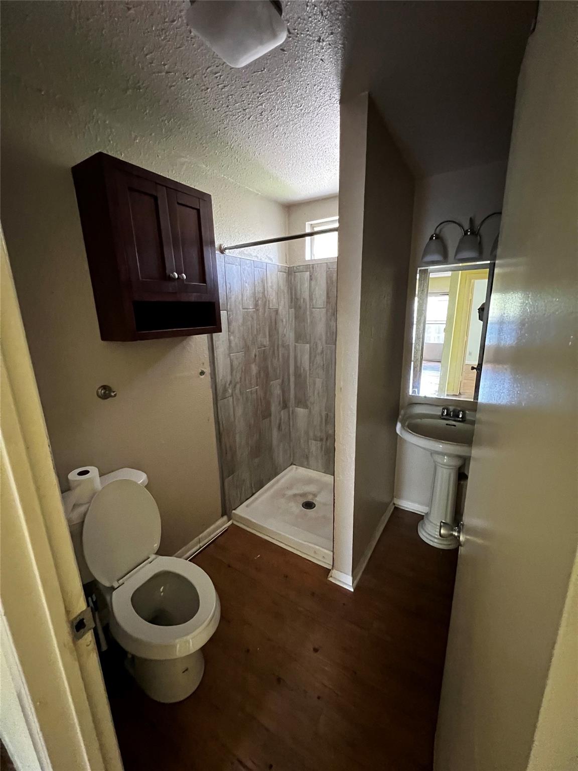 2014 Peoples St Property Photo 4