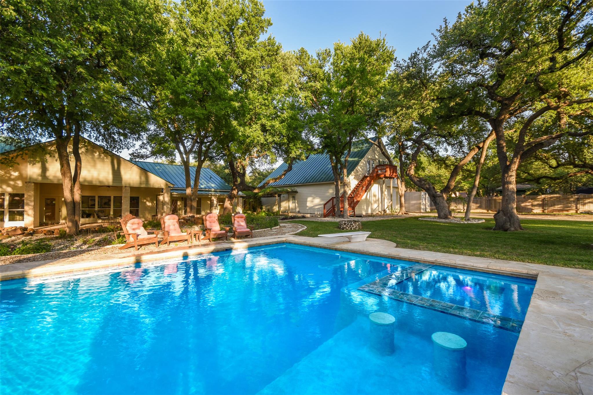 294 Logan Ranch Rd Property Photo 4
