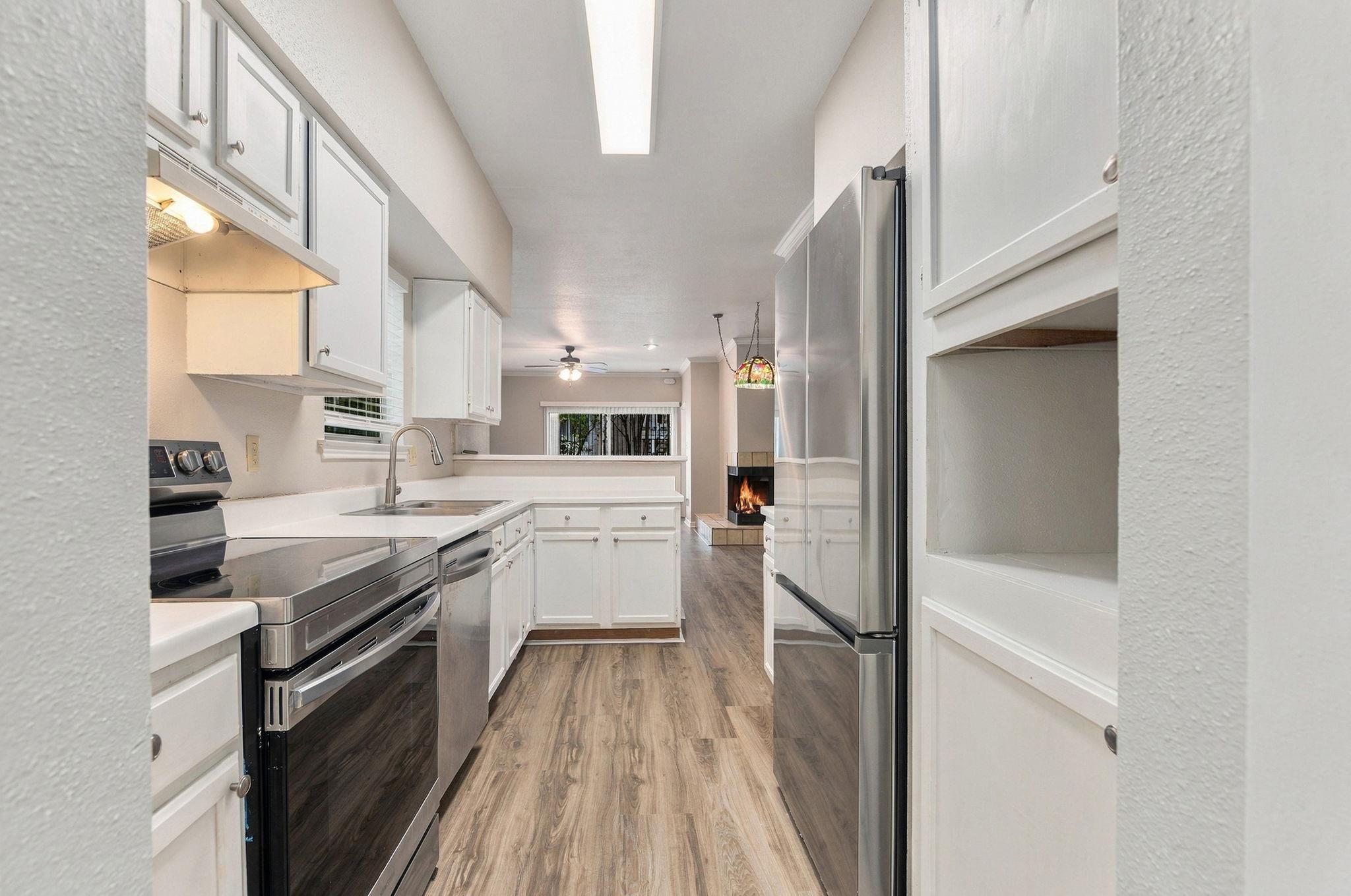 2450 Wickersham Ln #1001 Property Photo 18