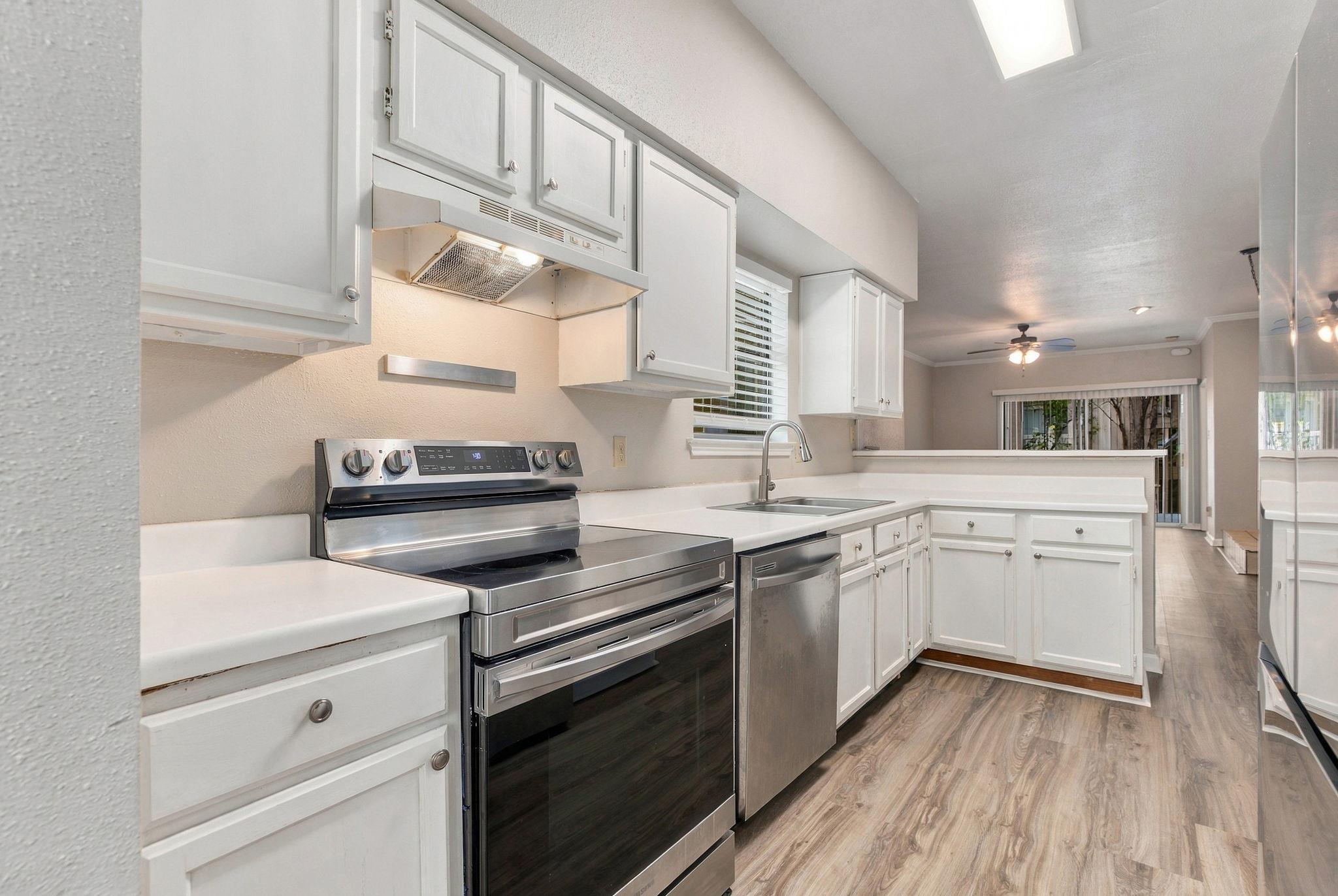 2450 Wickersham Ln #1001 Property Photo 19