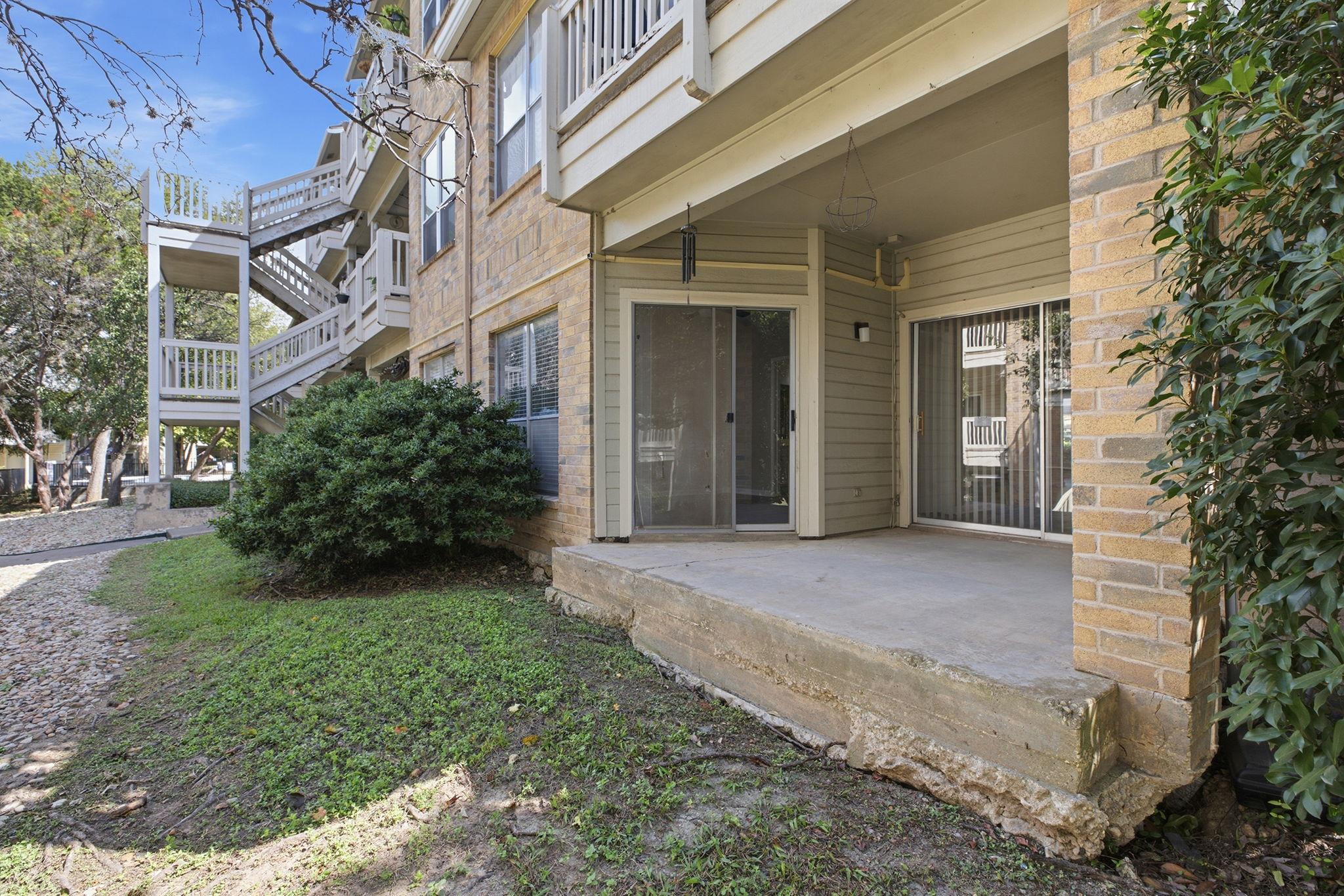 2450 Wickersham Ln #1001 Property Photo 33
