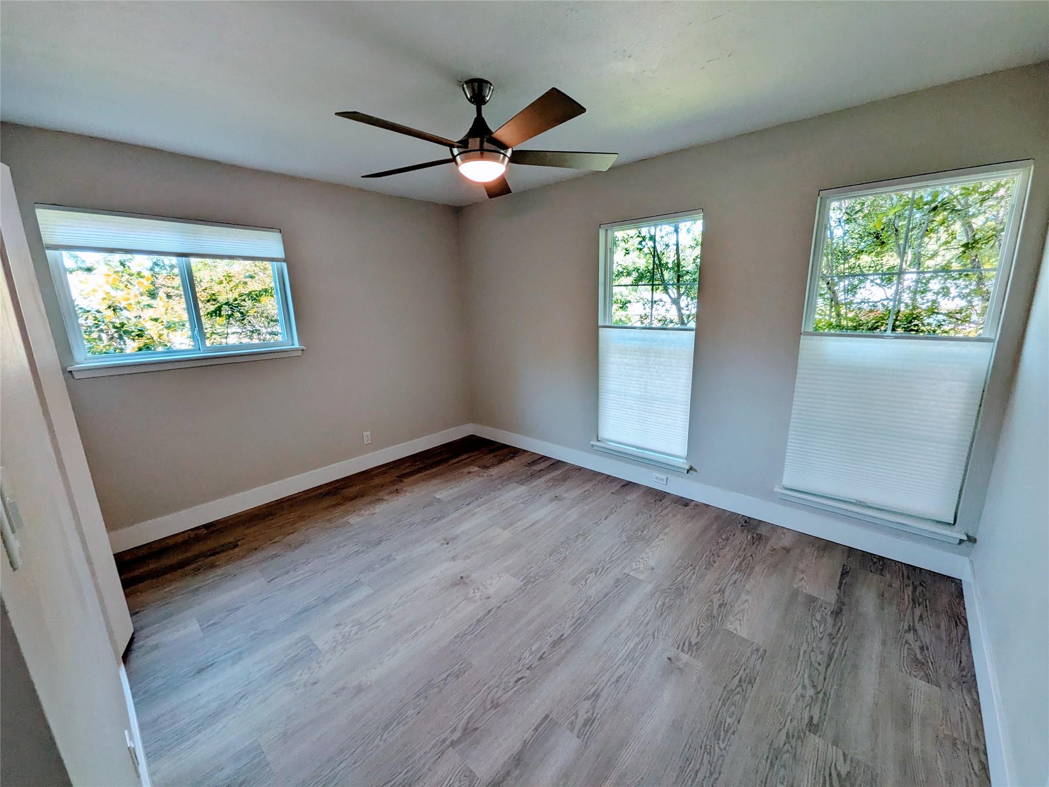 9705 Marlborough Dr Property Photo 17