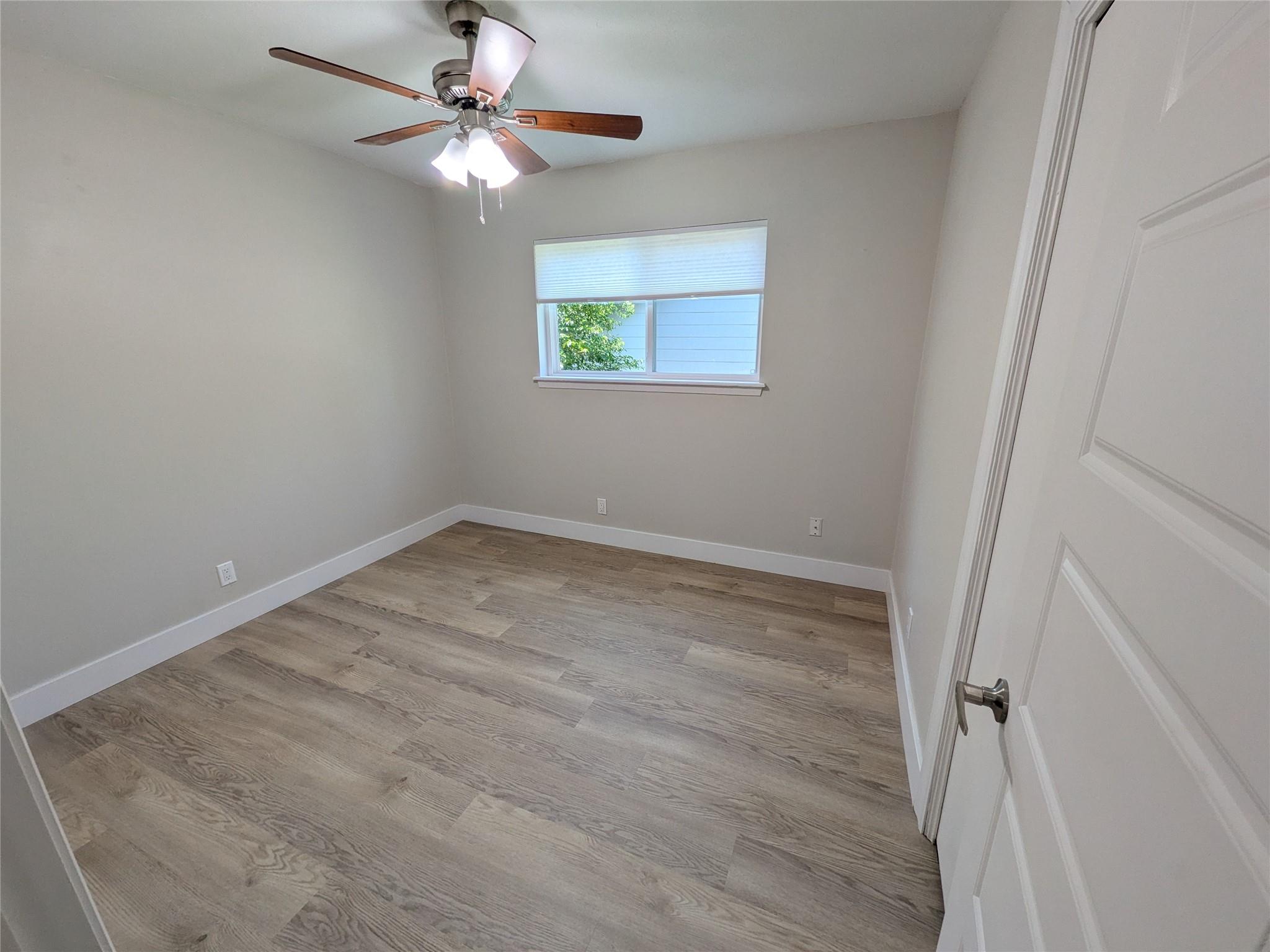 9705 Marlborough Dr Property Photo 18