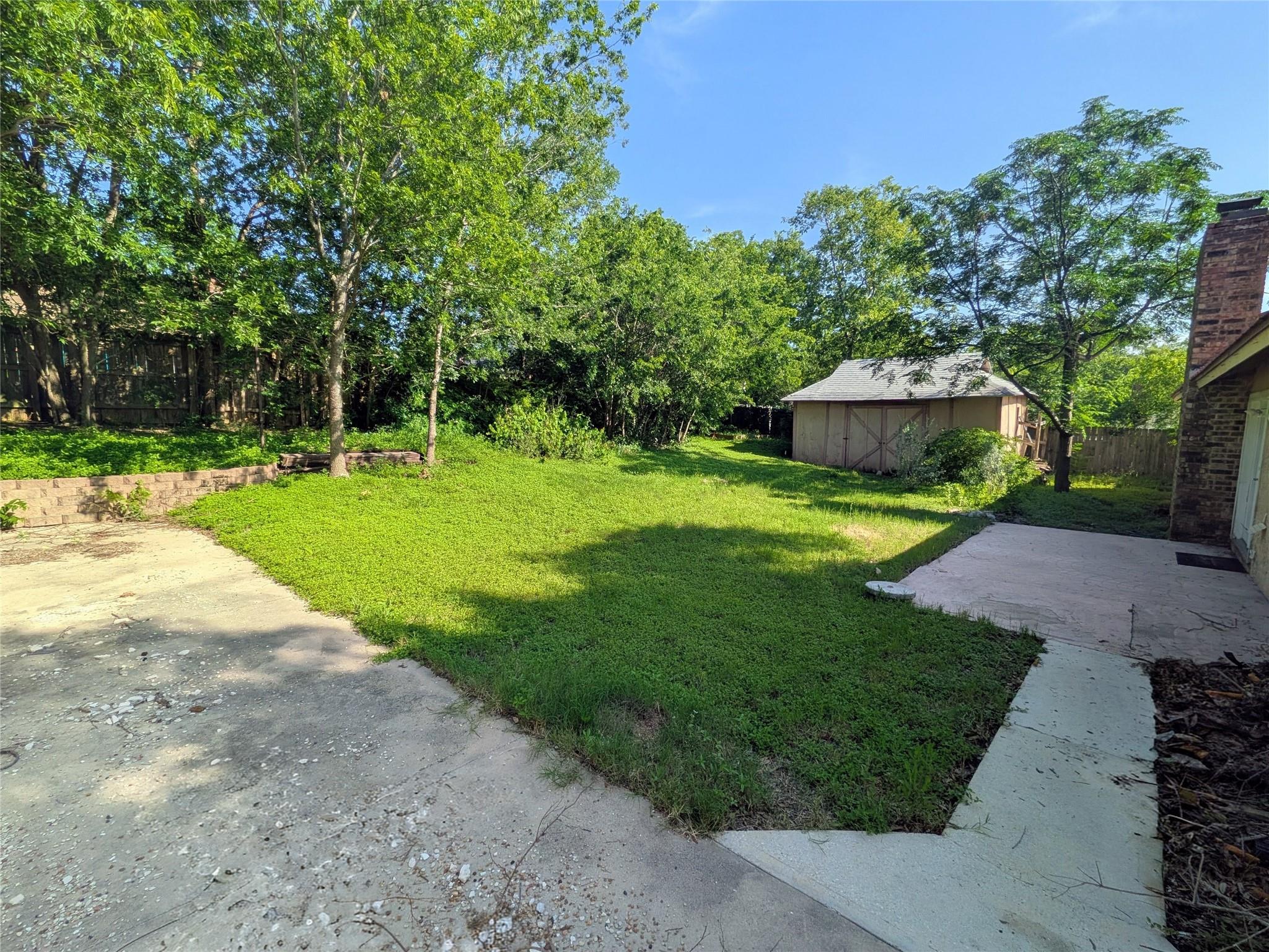 9705 Marlborough Dr Property Photo 23