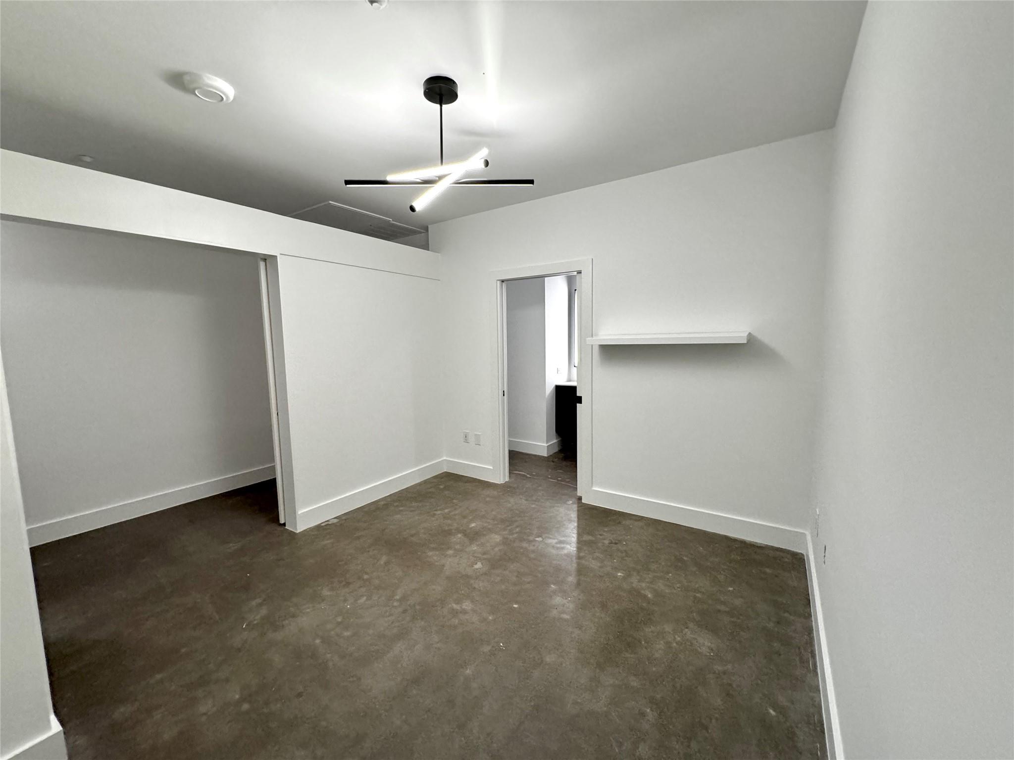 507 Sabine St #1003 Property Photo 11