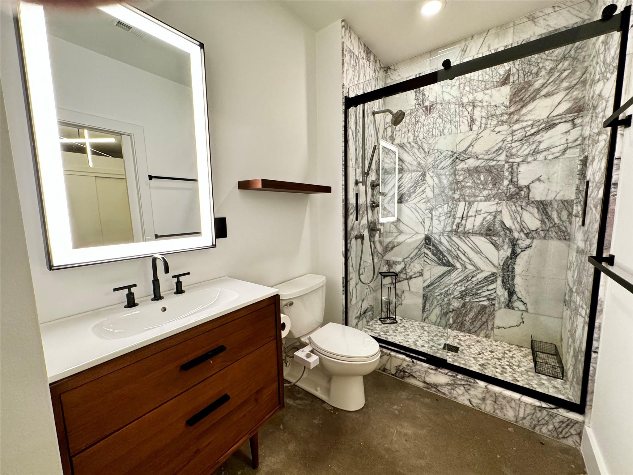 507 Sabine St #1003 Property Photo 13
