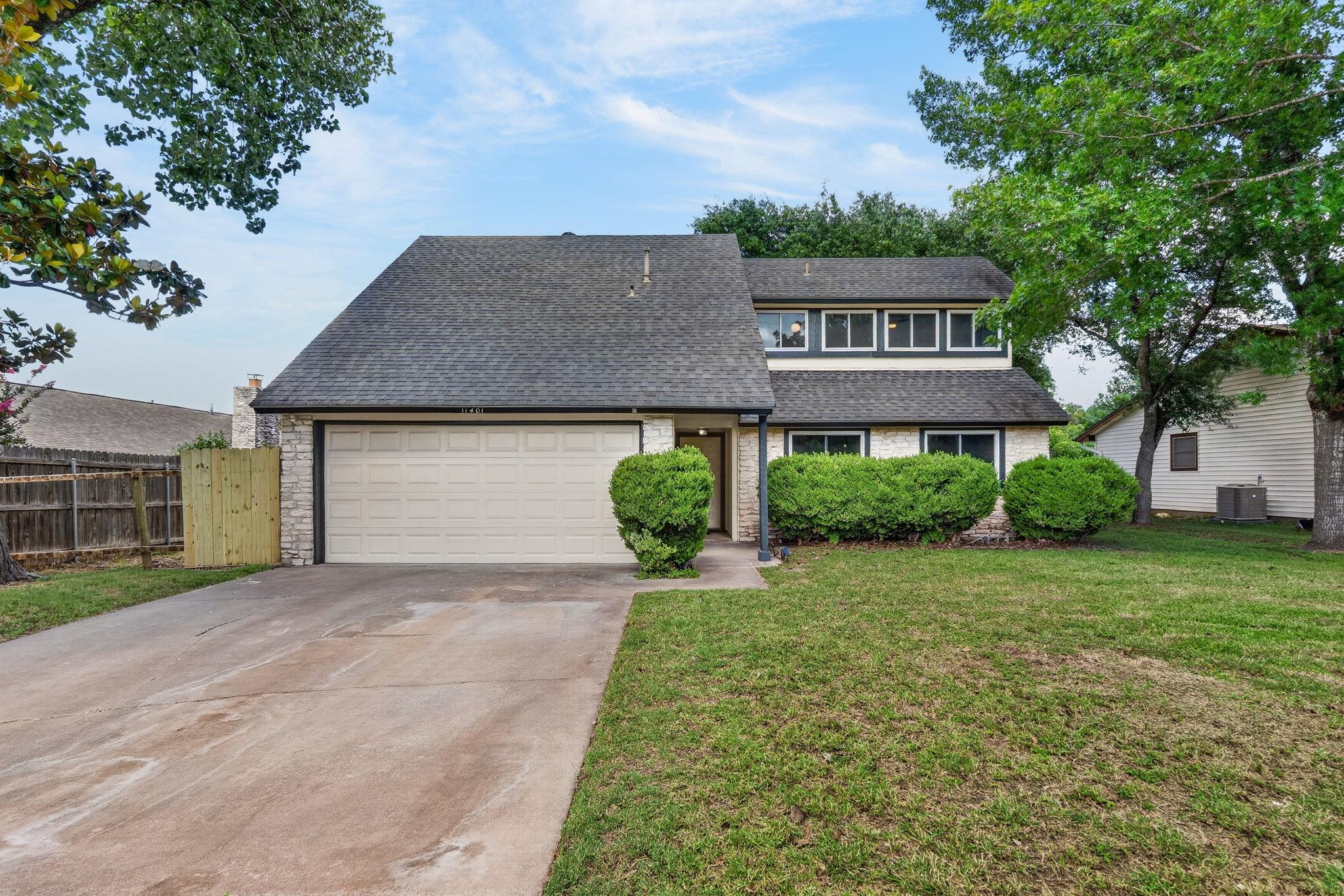 11401 WINDERMERE Mdw Property Photo 1