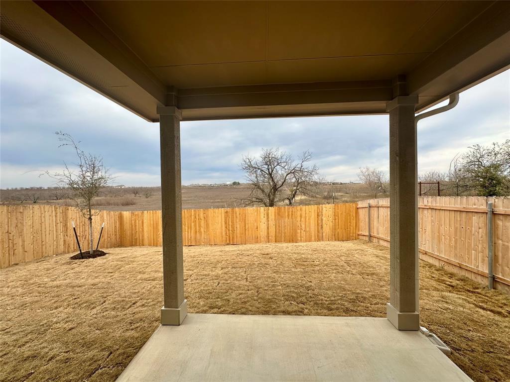 380 Young St Property Photo 22