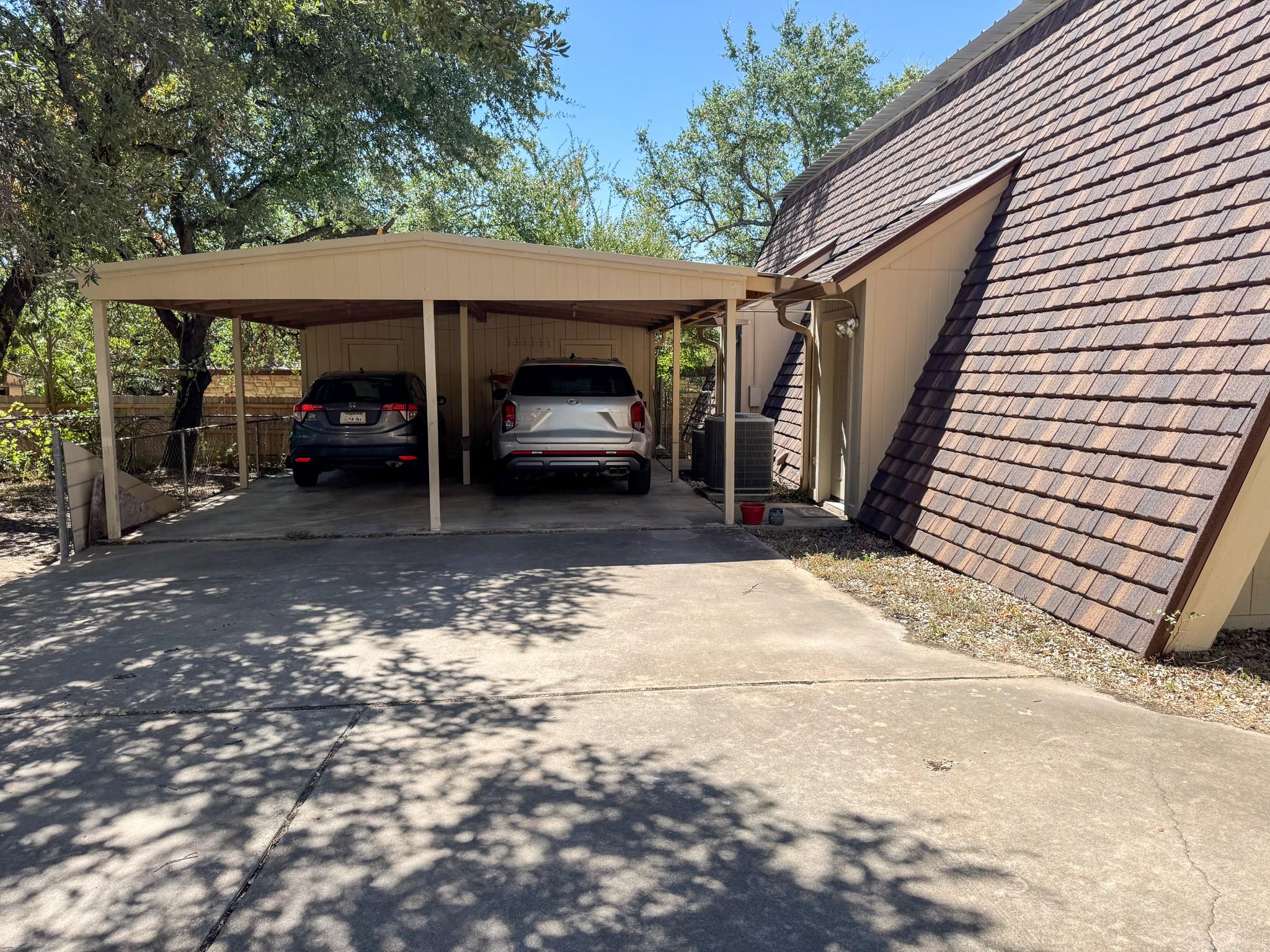 3705 Rocky Hollow Trl #a&b Property Photo 4