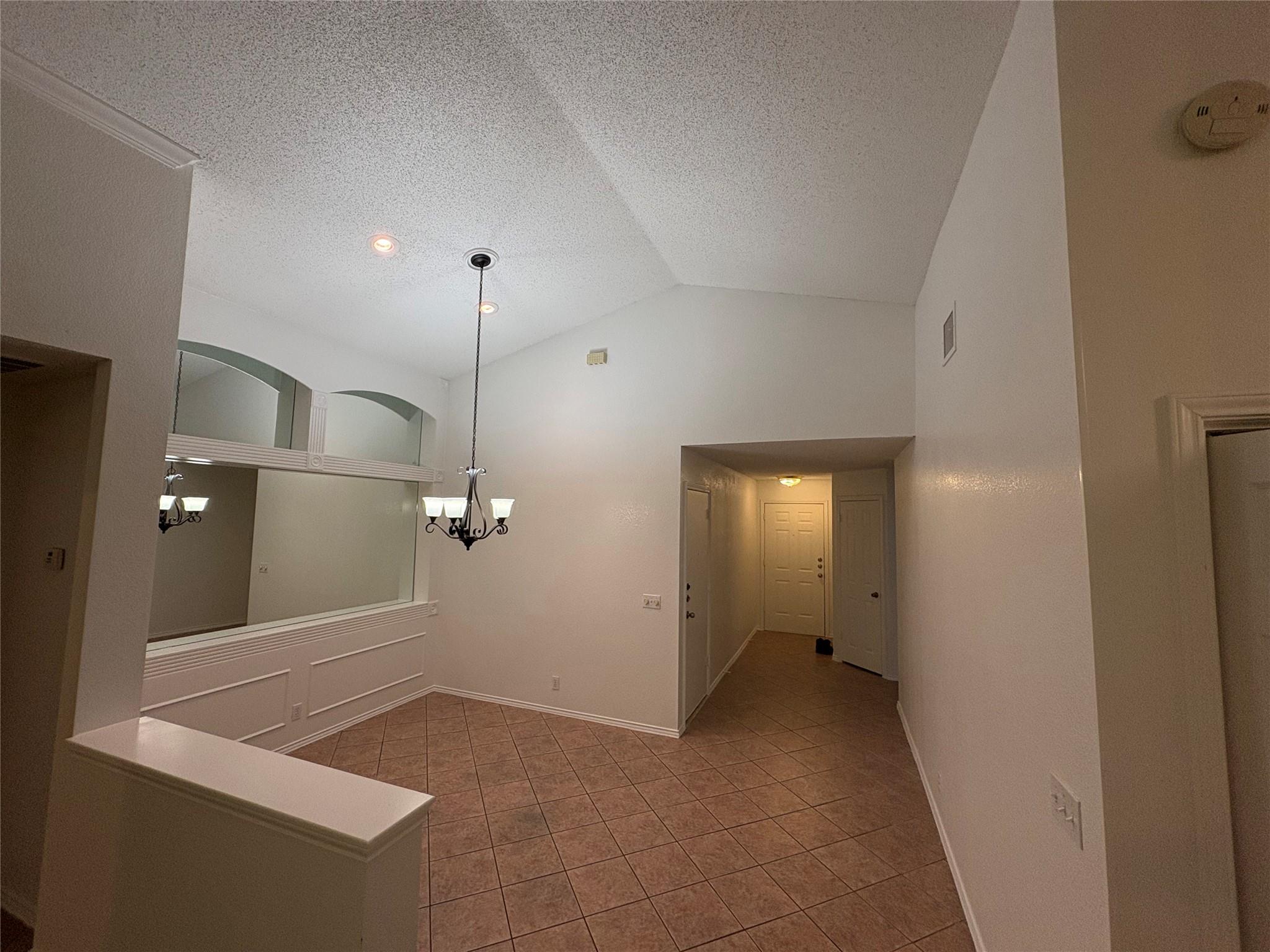 8002 Marble Ridge Dr Property Photo 4