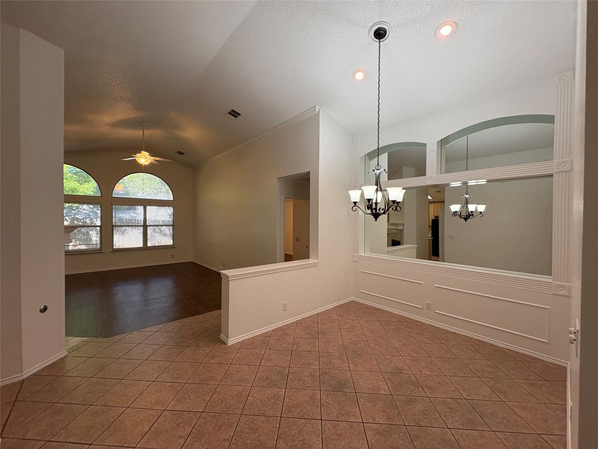 8002 Marble Ridge Dr Property Photo 5